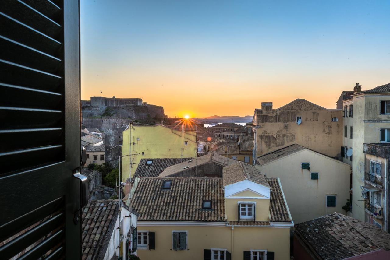Sky Loft Corfu Old Town Apartments ภายนอก รูปภาพ