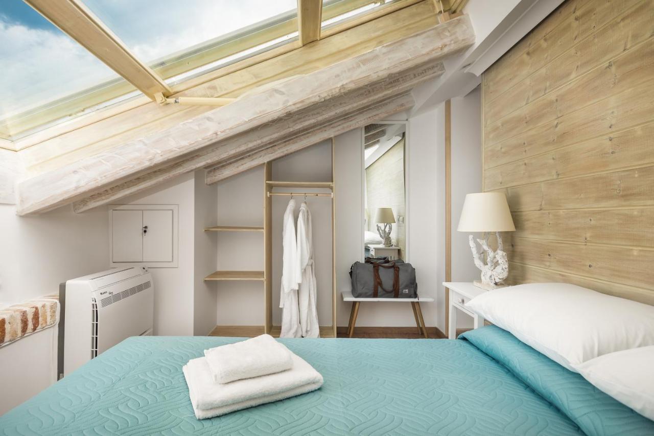 Sky Loft Corfu Old Town Apartments ภายนอก รูปภาพ