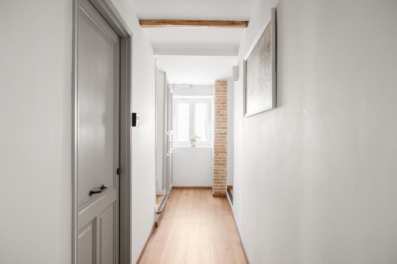 Sky Loft Corfu Old Town Apartments ภายนอก รูปภาพ