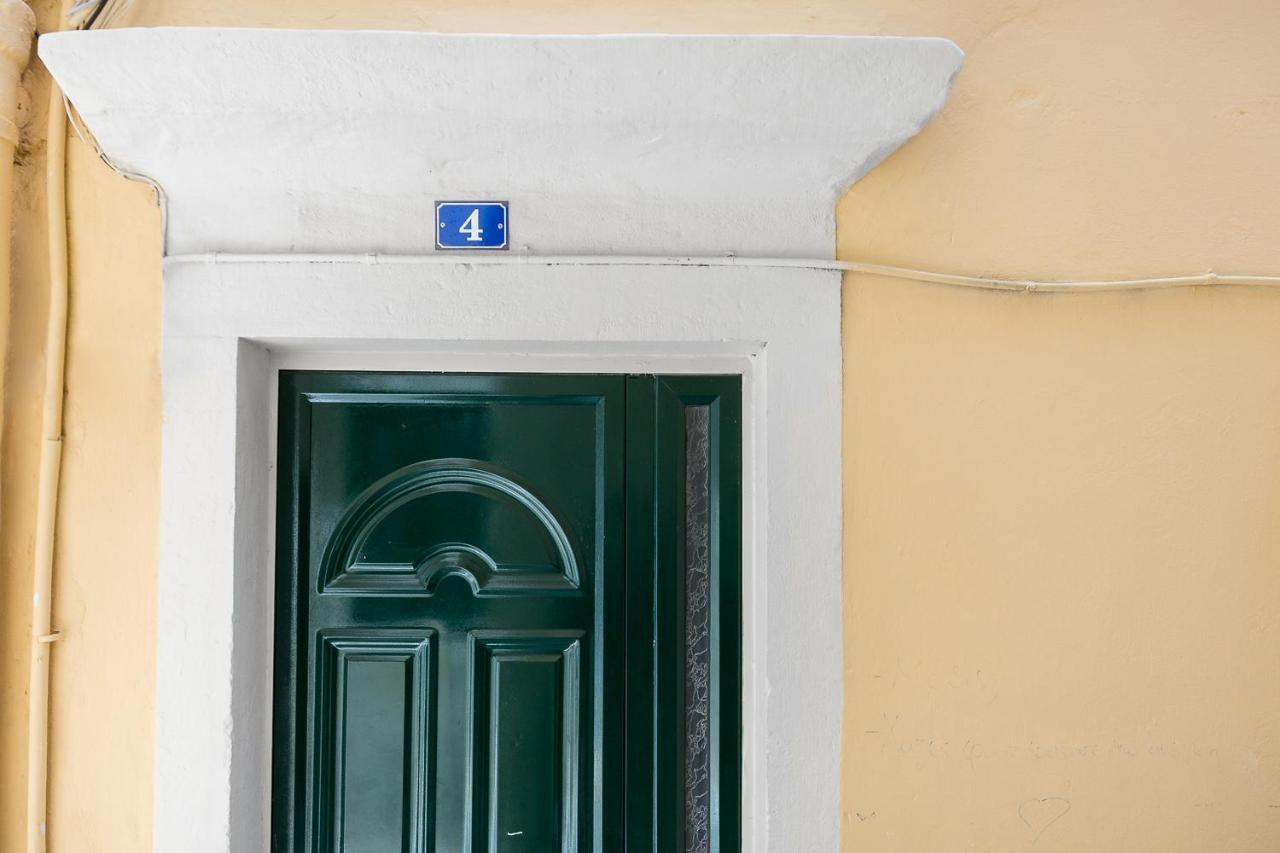 Sky Loft Corfu Old Town Apartments ภายนอก รูปภาพ